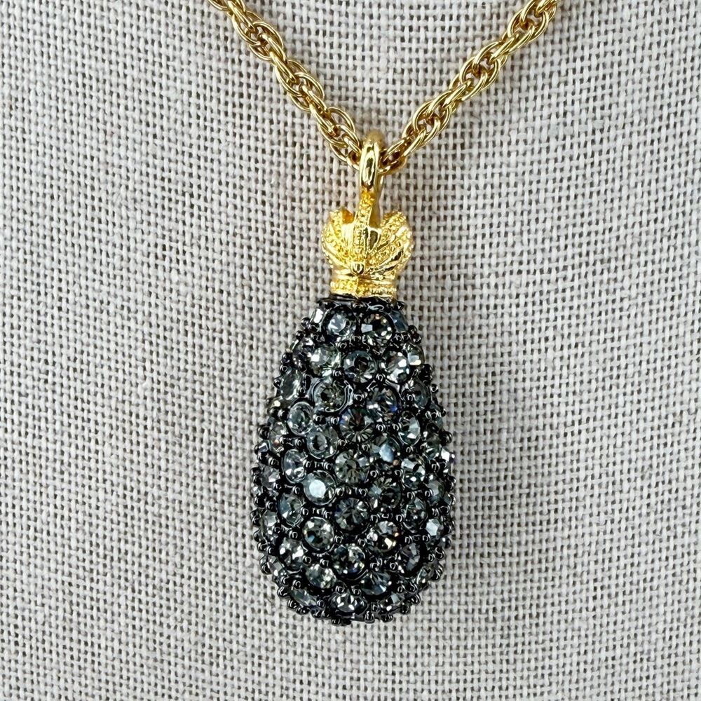 Vintage Joan Rivers Black Caviar Crystal Egg Pendant Necklace